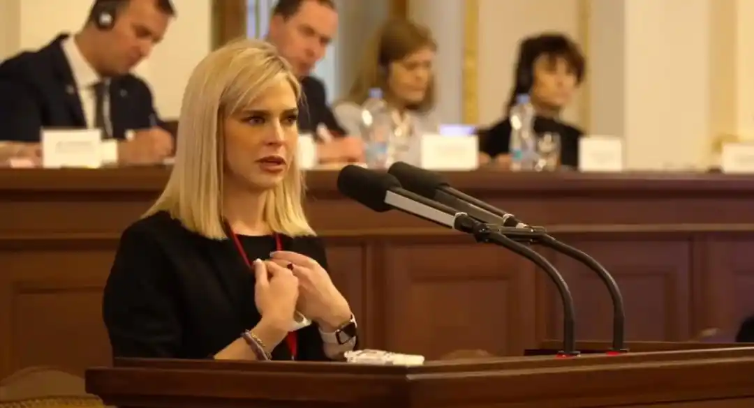 格鲁吉亚代孕灰色产业链_格鲁吉亚取卵黑窝点_泰国女性格鲁吉亚代孕